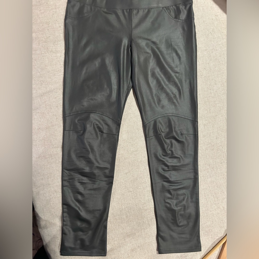 ✨Ya LA Liquid cropped leggings